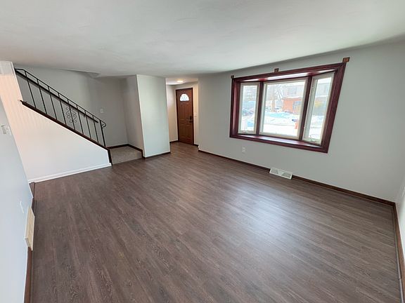 5th image of 4127 Bryant St
