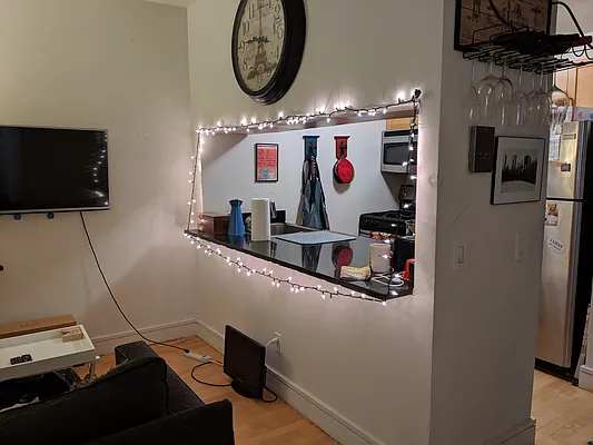 Rented by NY Living Solutions | media 12