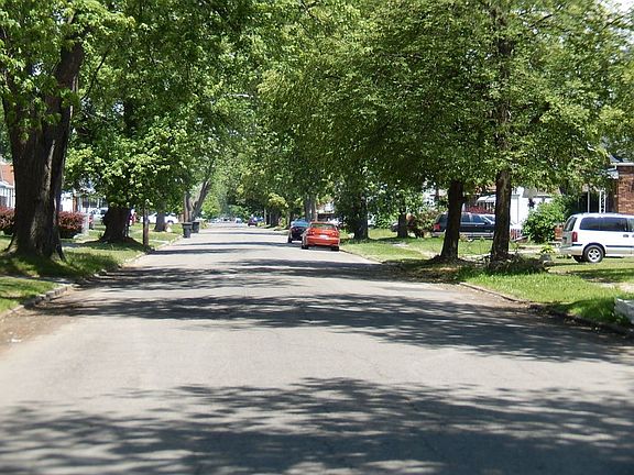 5th image of 6395 Grandville Ave