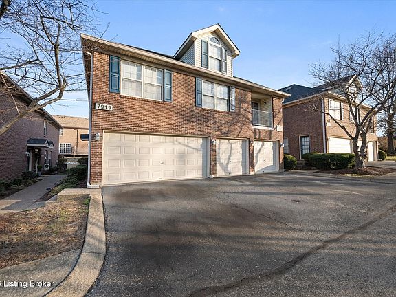 3rd image of 7923 Grand Cascade Dr