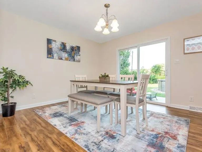 6800 Elm Forest Dr — Photo 32