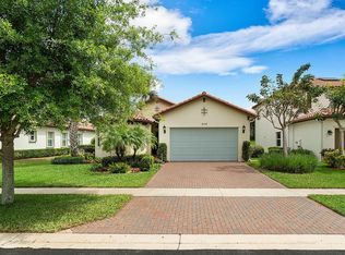 2112 Belcara Ct, Royal Palm Beach, FL 33411