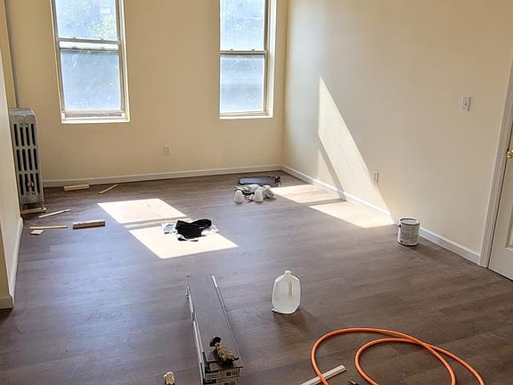 3rd image of 979 E 54th St Floor 2