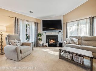 12 Lexington Cir, Matawan, NJ 07747