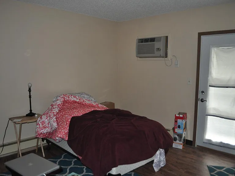 906 Harlocke St #2 — Photo 7