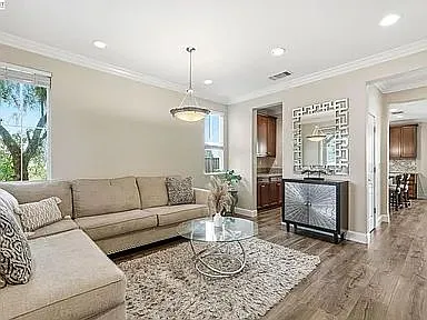 98 Driftwood Cir — Photo 3