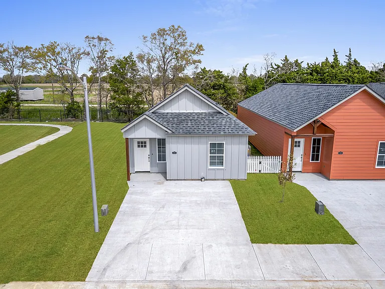The Crest Homes — Photo 43