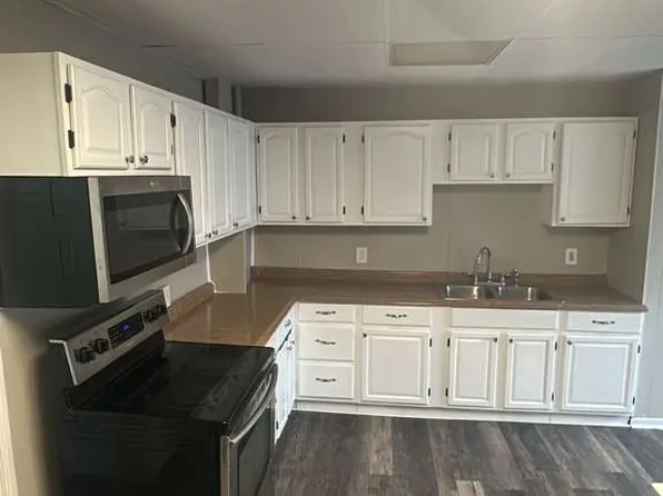 148 Brookside Ave #1, West Warwick, RI 02893