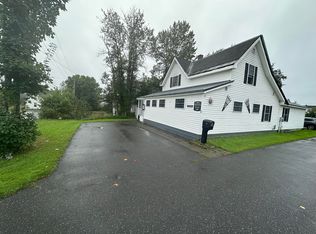 11 Summer St, Caribou, ME 04736