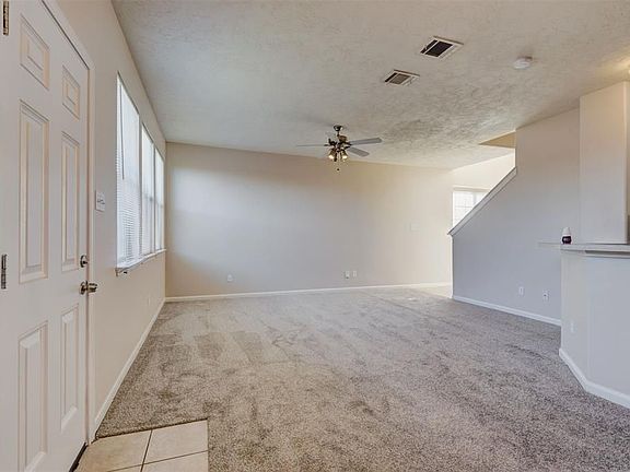 5th image of 15902 Langhamwood Ln