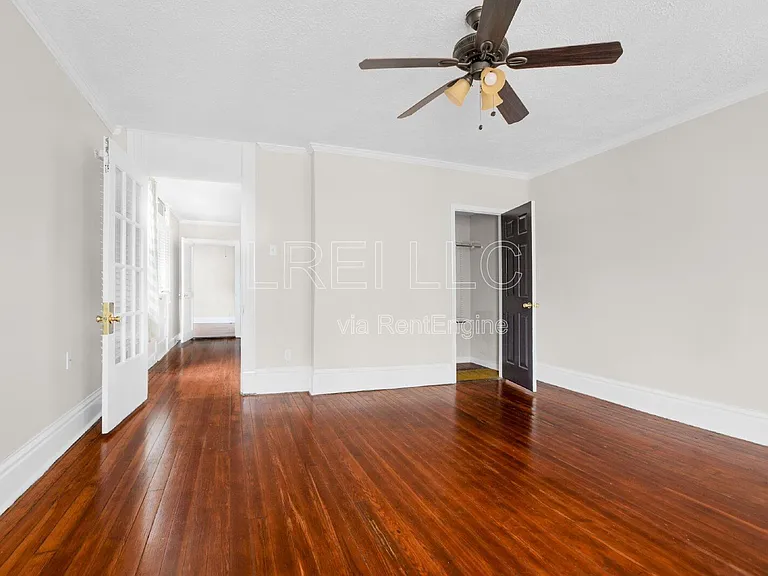 1014 Goss Ave — Photo 2
