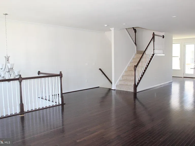 24469 Juniper Wood Ter — Photo 8