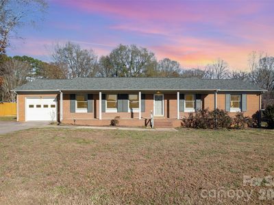 830 S Magnolia St, Mooresville, NC, 28115