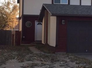 1901 Edinburgh St, Rawlins, WY 82301