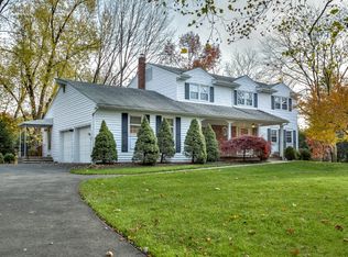 6 Wynwood Rd, Chatham, NJ 07928