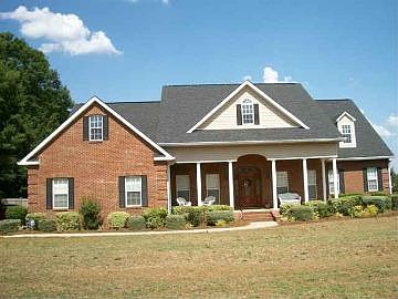 1st image of 102 Leslie Dr