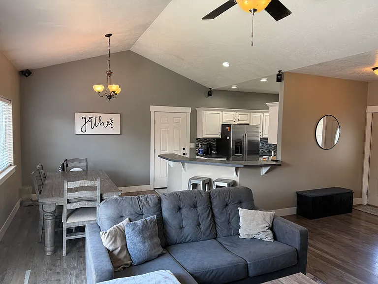 2780 W Iago St — Photo 24