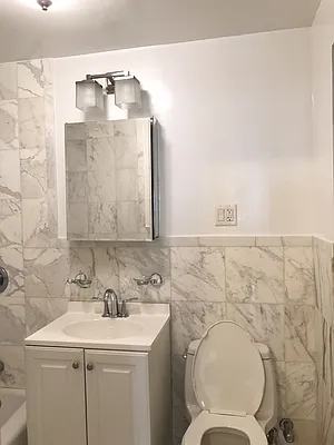 Rented by Zumper Inc | media 21