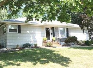 11 Vernon St, Parlin, NJ 08859