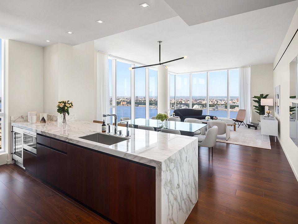 1st image of 1 W End Ave APT 31C