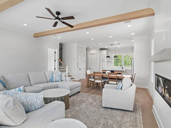 22 Henderson Pl, Santa Rosa Beach, FL 32459