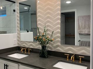 206 Forest Rd, Wilmington, NC 28403