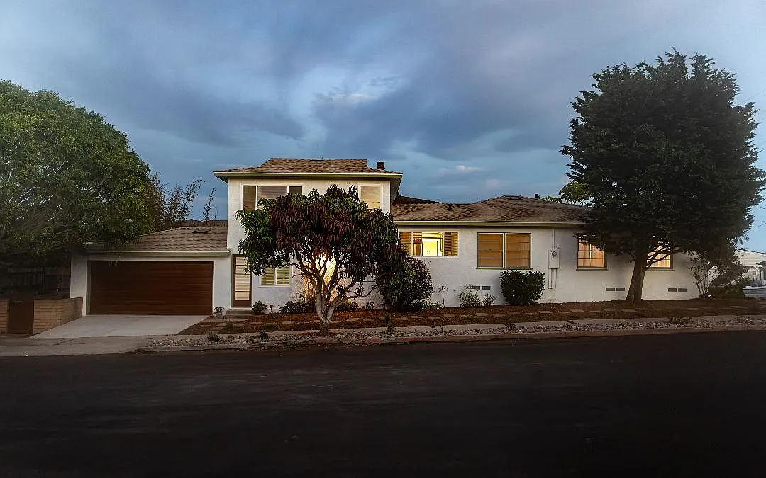 3 bed, 2362 sqft, $6,800 — Photo 2