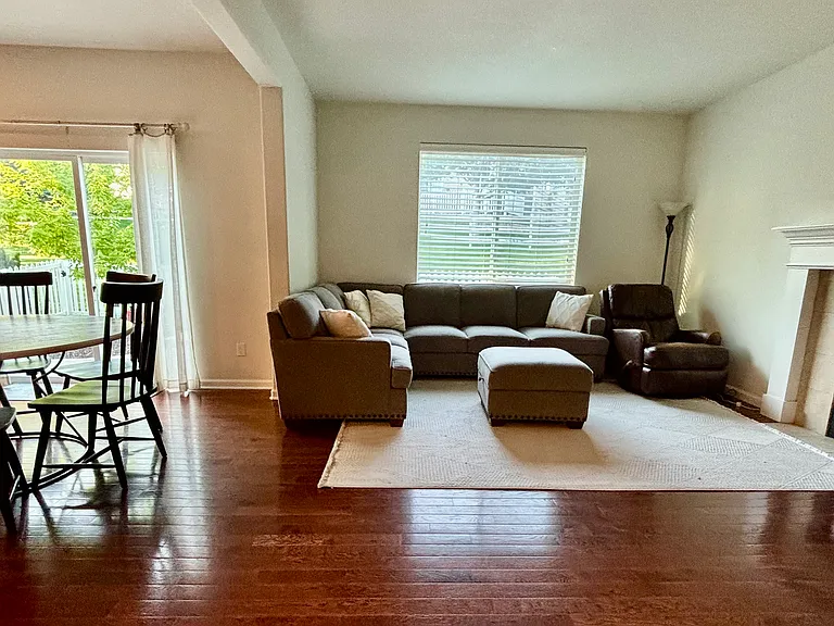 3410 E 140th Pl — Photo 6