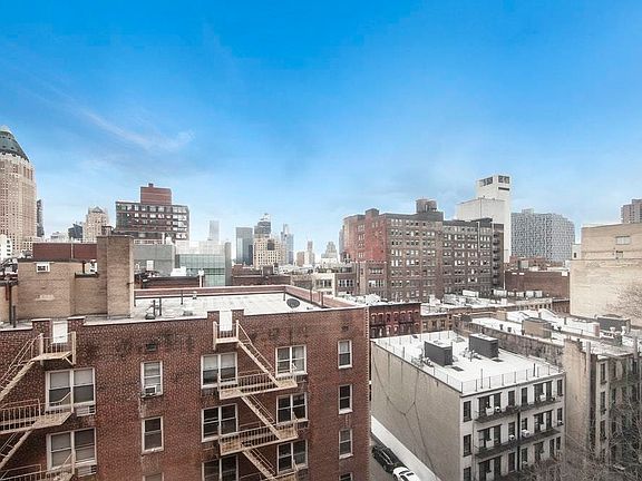 4th image of 408 W 57th St APT 9-N