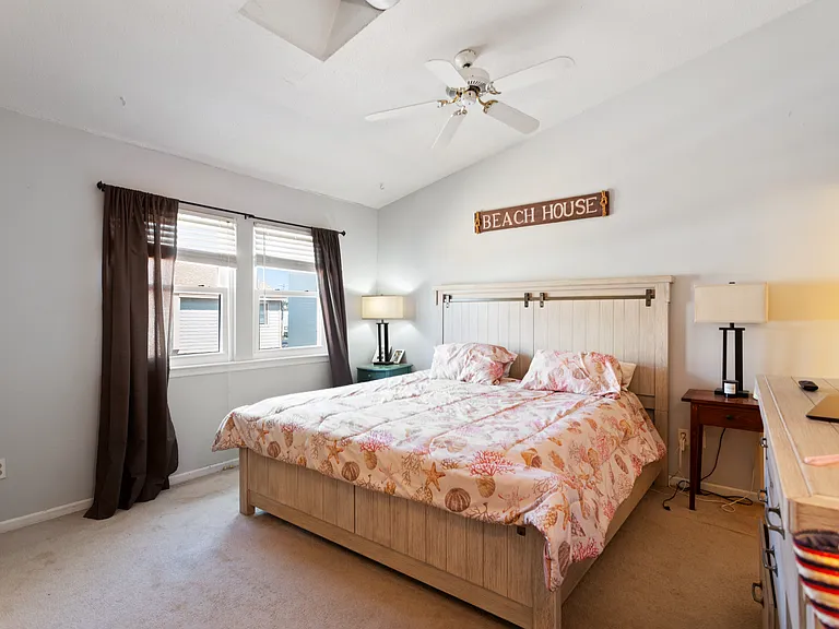 2305 Breakers Ct — Photo 7