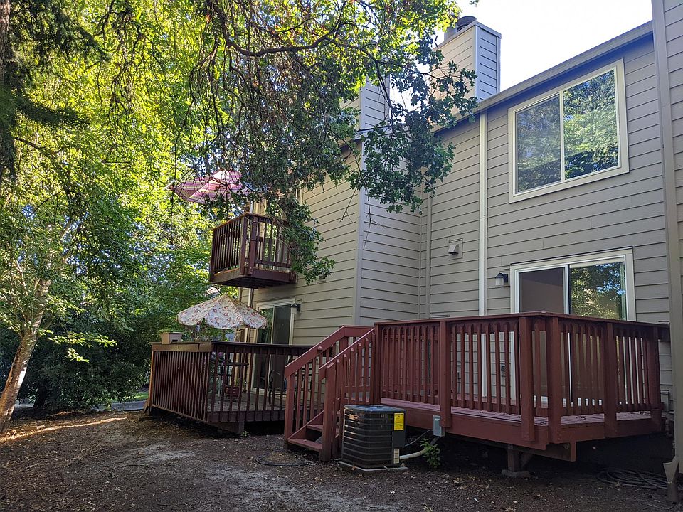 Outdoor deck (and neighbor's deck).