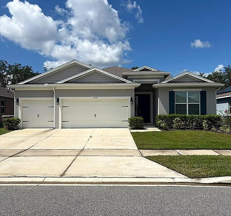 1530 Barberry Dr
