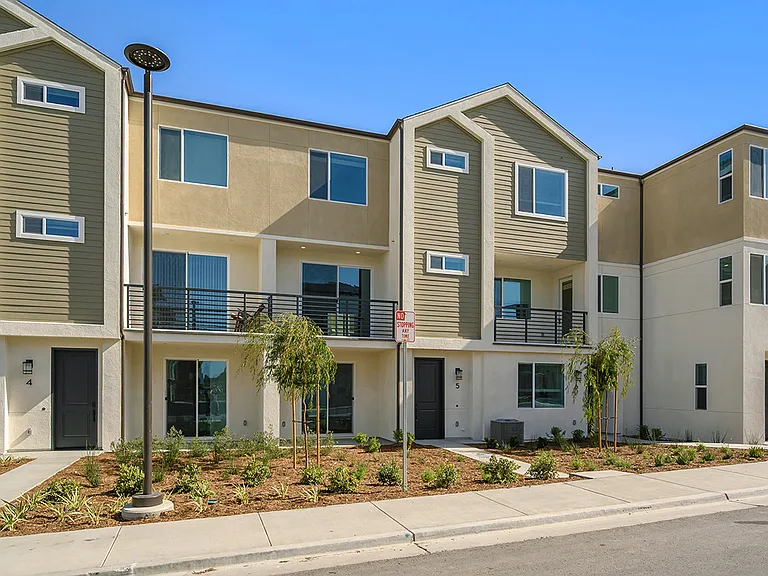 842 Kili St #5 — Photo 32