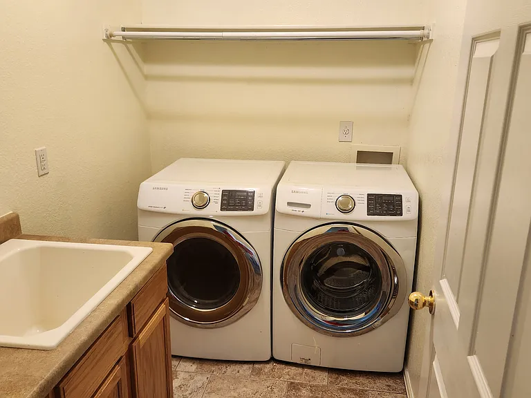 2265 Dogwood Cir — Photo 11