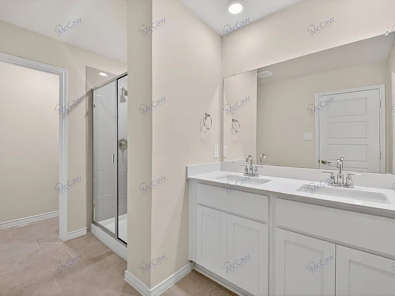 1209 Hopes Lake Dr — Photo 15