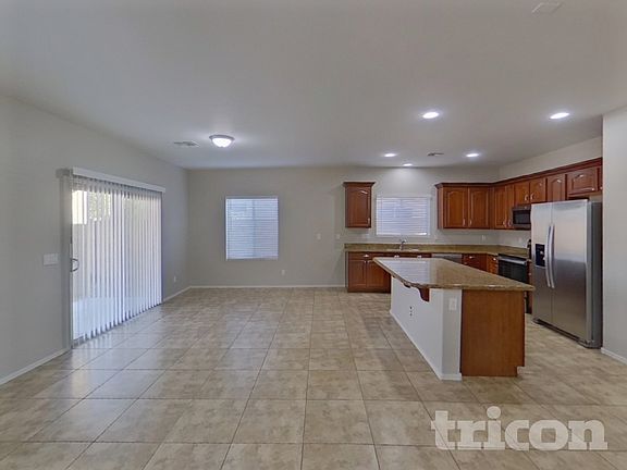 4th image of 6934 W Sophie Ln