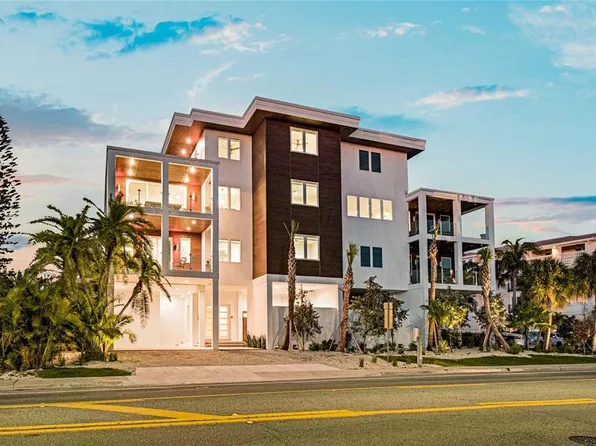 329 Beach Rd #A, Sarasota, FL 34242