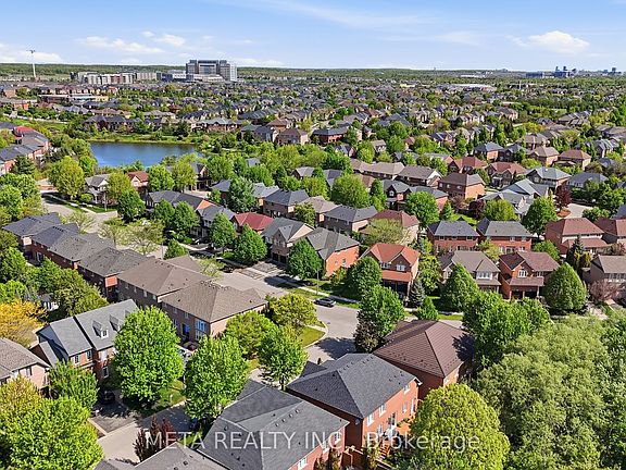 4th image of 2299 Stratus Dr