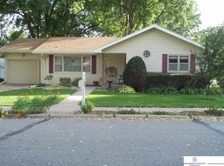 627 W 9th St, Wahoo, NE 68066