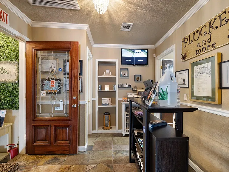 811 Heights Blvd #3 — Photo 3