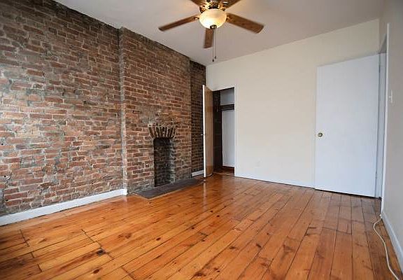 2nd image of 157 7th Ave #B2