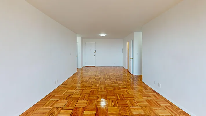 Rented by Bond New York | media 5