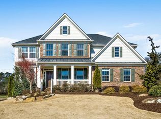 301 Spotted Ridge Cir, Woodstock, GA 30188