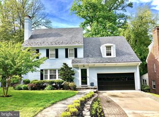 3209 Thornapple St, Chevy Chase, MD 20815