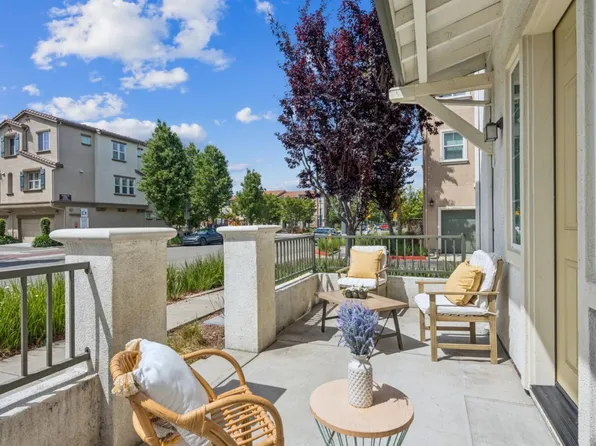 1202 Martin Luther King Dr, Hayward, CA 94541