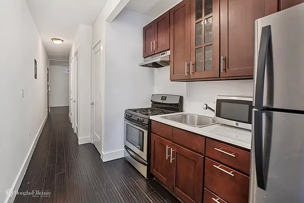 Rented by Douglas Elliman | media 20