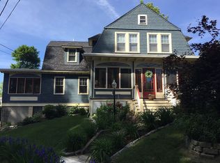 1 Whittier St, Amesbury, MA 01913