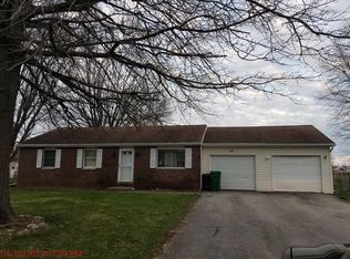 537 Kenilworth Ln, Galveston, IN 46932