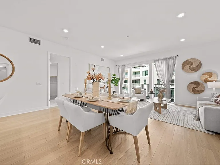 2510 Rivington — Photo 15