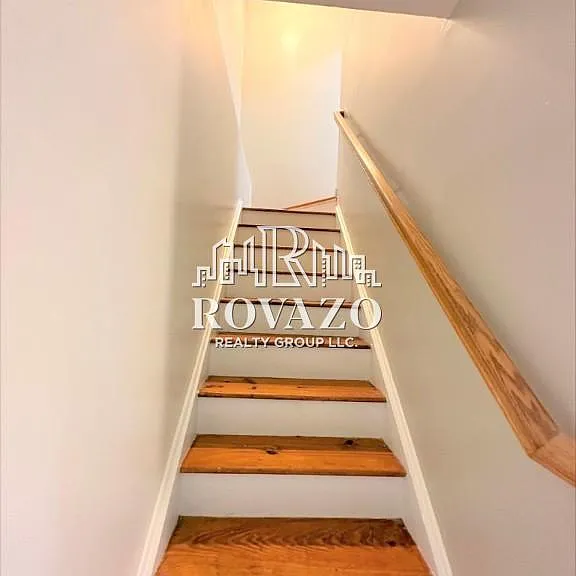 26 22nd St — Photo 8